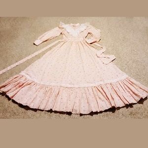 Vintage 70s Gunne Sax eyelet dress